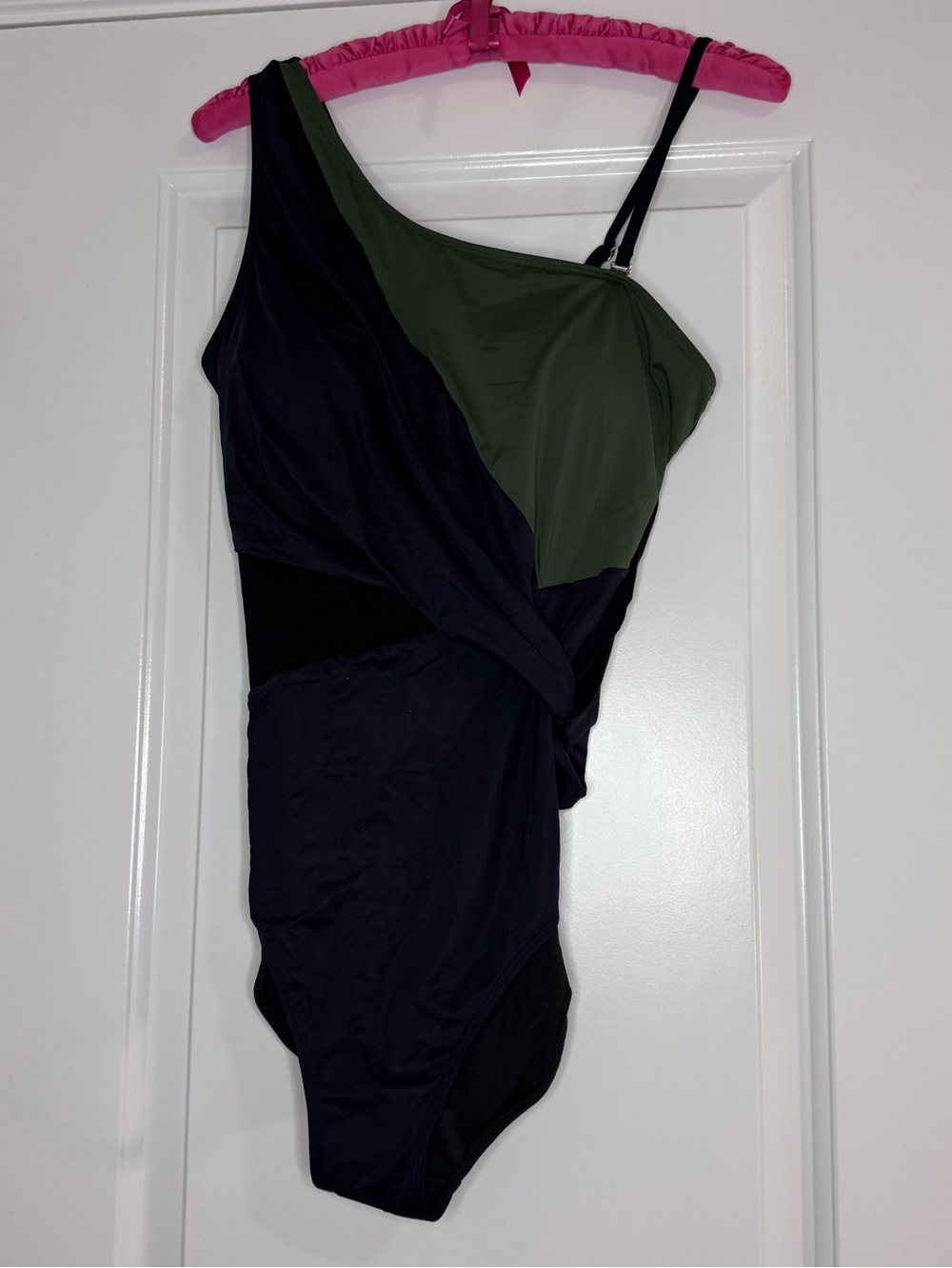 NWT Aidonger One Piece Women's Swimsuit Size L One Shoulder  Criss Cross Detail